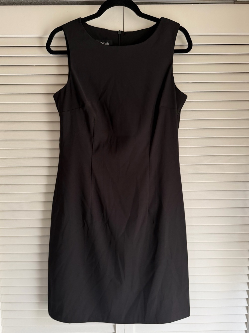 AGB Black Sleeveless Shift Dress
